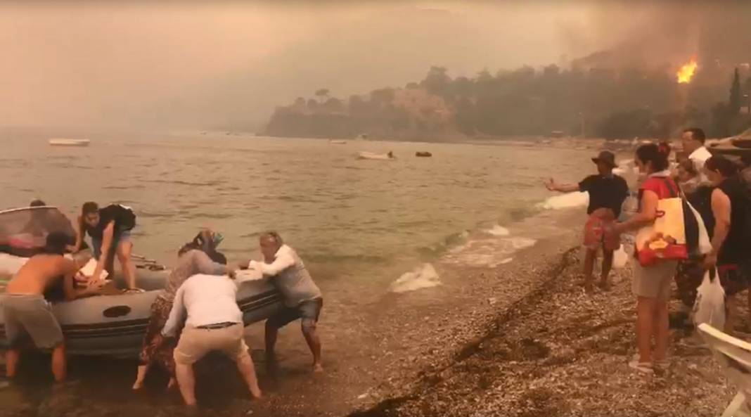 Milas'ta başladı, Bodrum'a sıçradı! 2 çıkarma gemisi bölgede 28